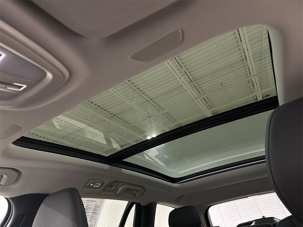 2025 Volvo V60 Cross Country Plus