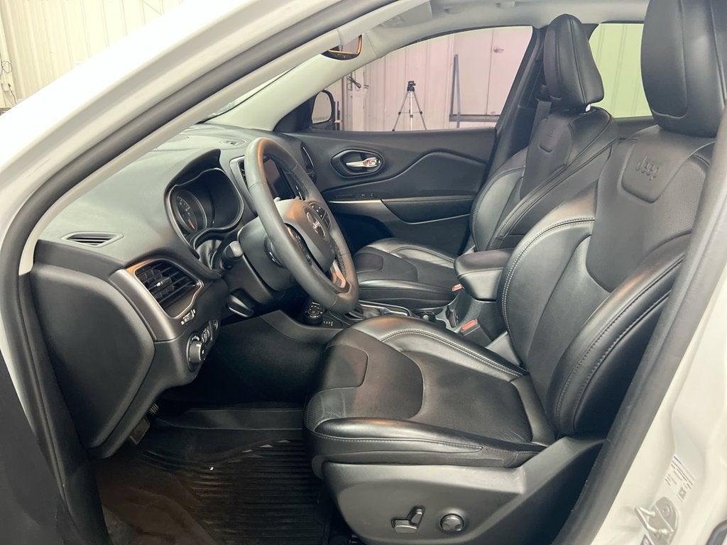 2022 Jeep Cherokee Latitude Lux
