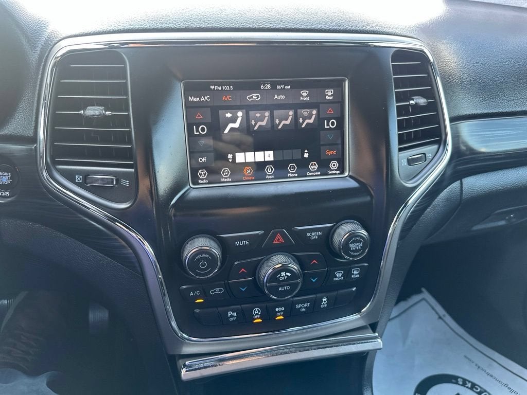 2020 Jeep Grand Cherokee Laredo