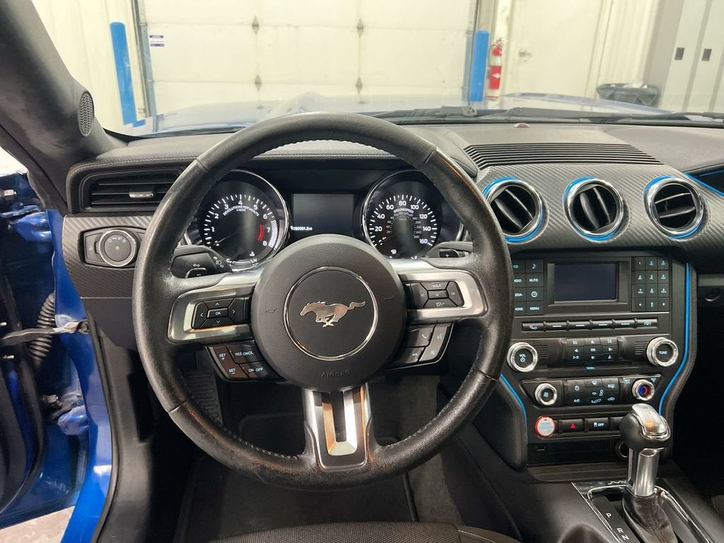 2017 Ford Mustang V6