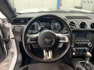 2016 Ford Mustang V6