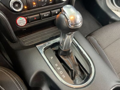 2016 Ford Mustang V6