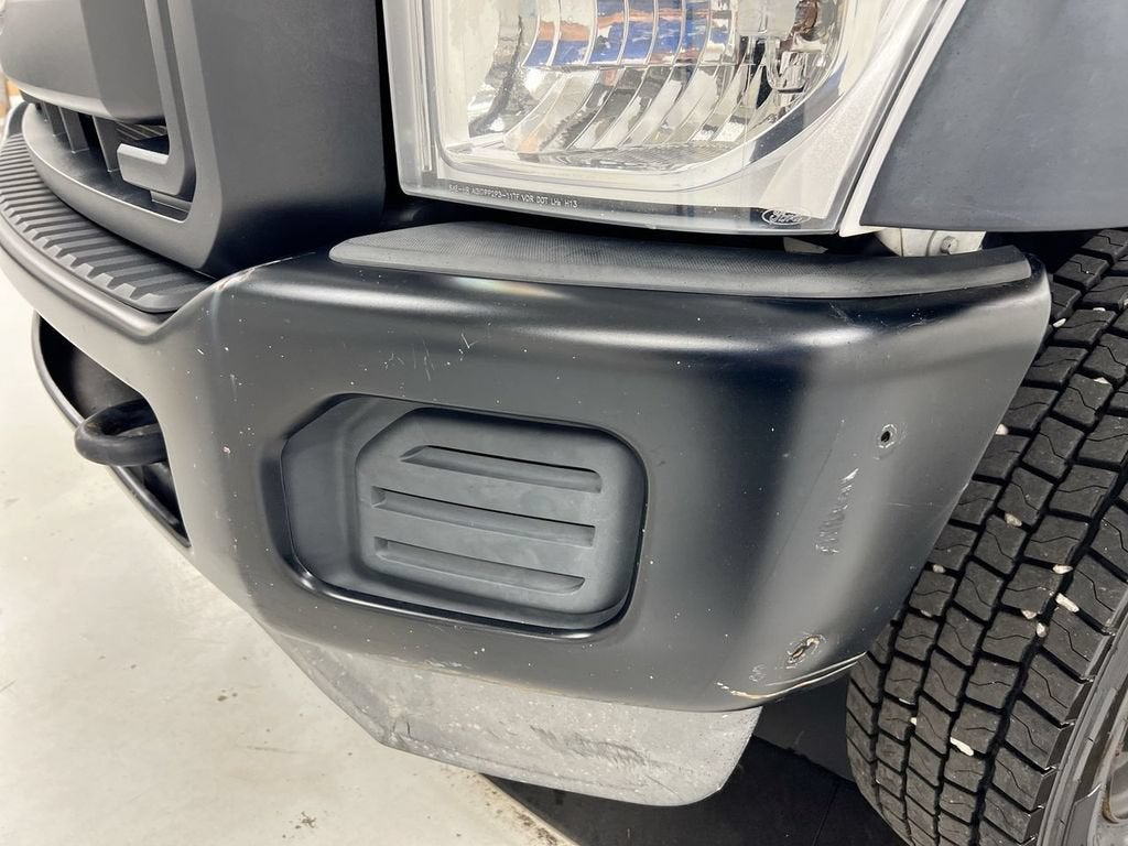 2012 Ford Super Duty F-550 DRW XL