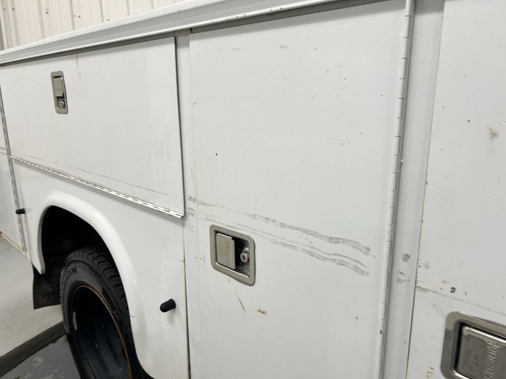 2012 Ford Super Duty F-550 DRW XL