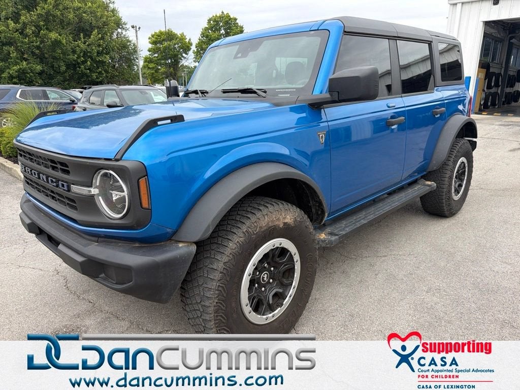 2023 Ford Bronco Base