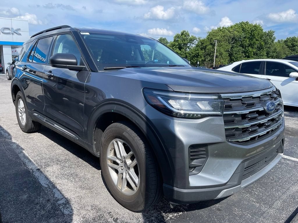 2025 Ford Explorer Active