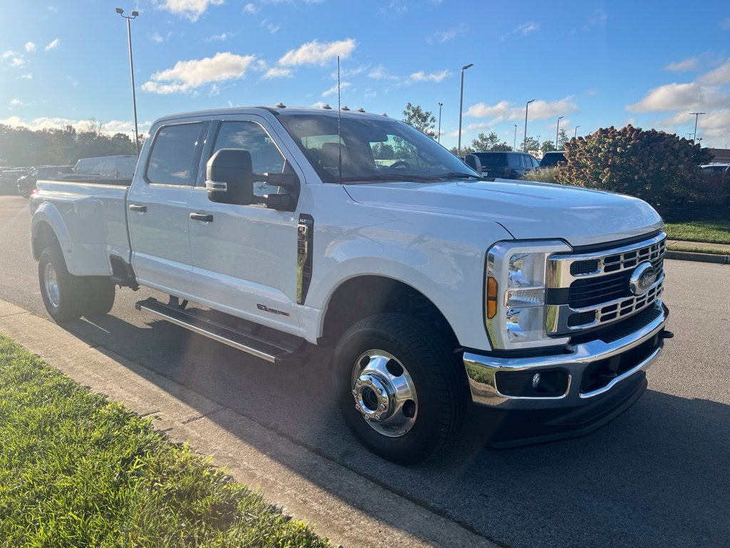 2024 Ford Super Duty F-350 DRW XL