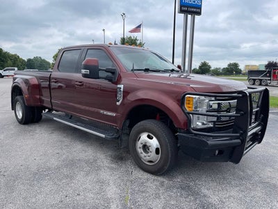 2017 Ford Super Duty F-350 DRW Lariat