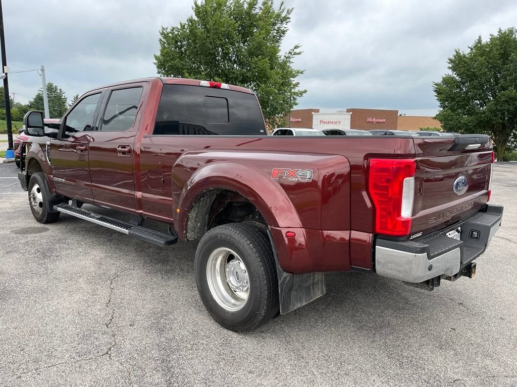 2017 Ford Super Duty F-350 DRW Lariat