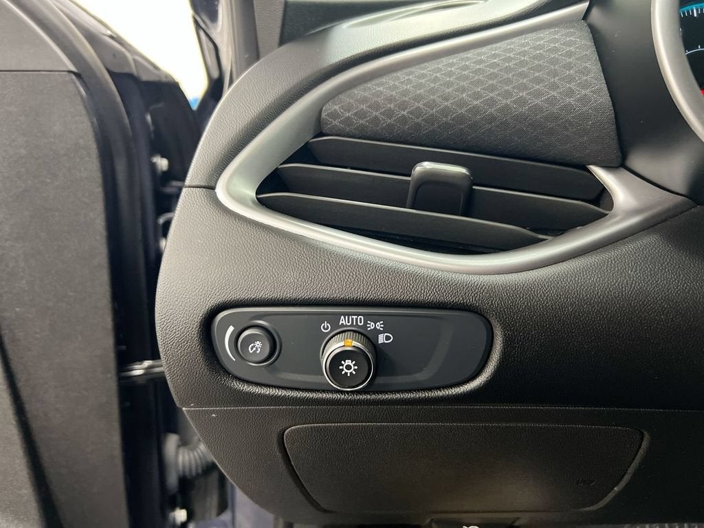 2025 Chevrolet Malibu LS