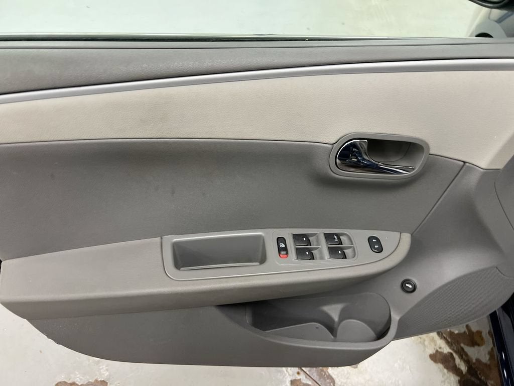 2009 Chevrolet Malibu LS w/1LS