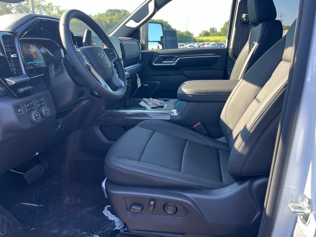 2026 Chevrolet Silverado 2500 HD LTZ - Photo 6