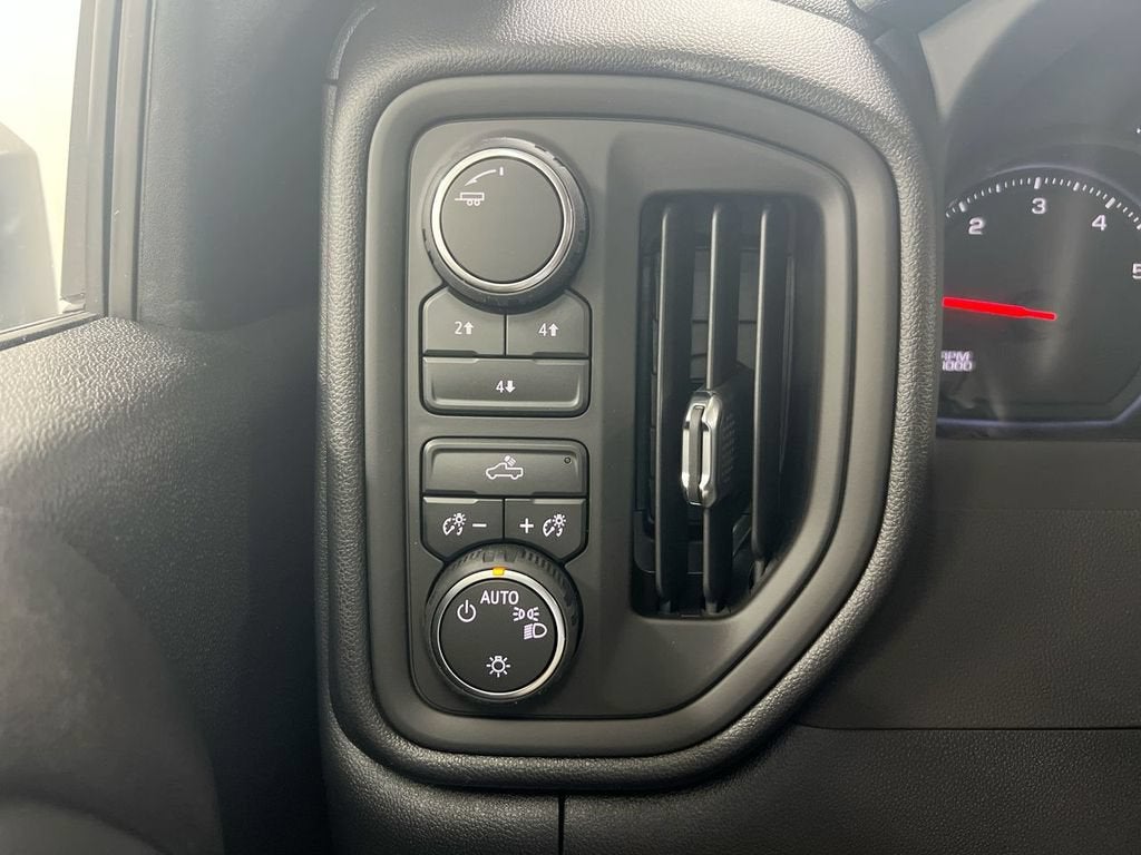 2026 Chevrolet Silverado 3500 HD WT DRW