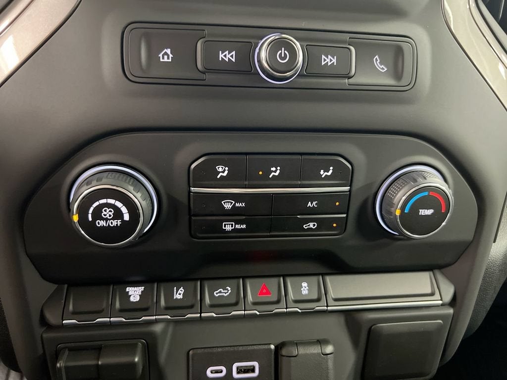 2026 Chevrolet Silverado 3500 HD WT DRW