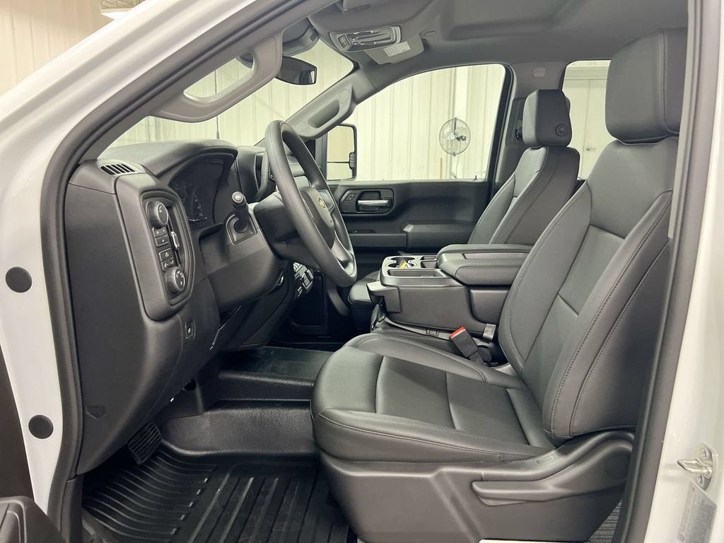 2026 Chevrolet Silverado 3500 HD WT DRW