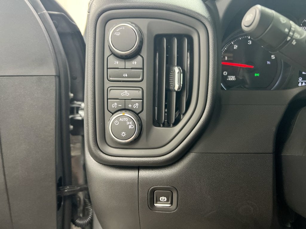 2026 Chevrolet Silverado 3500 HD WT DRW