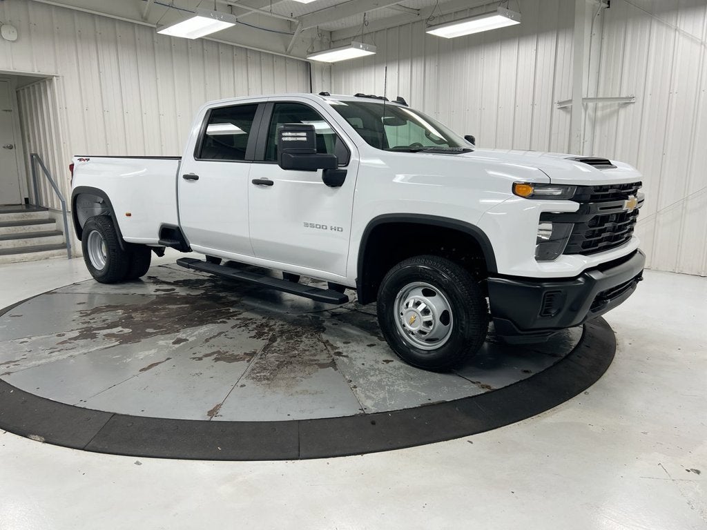 2026 Chevrolet Silverado 3500 HD WT DRW
