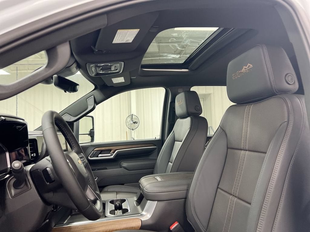 2026 Chevrolet Silverado 3500 HD High Country DRW