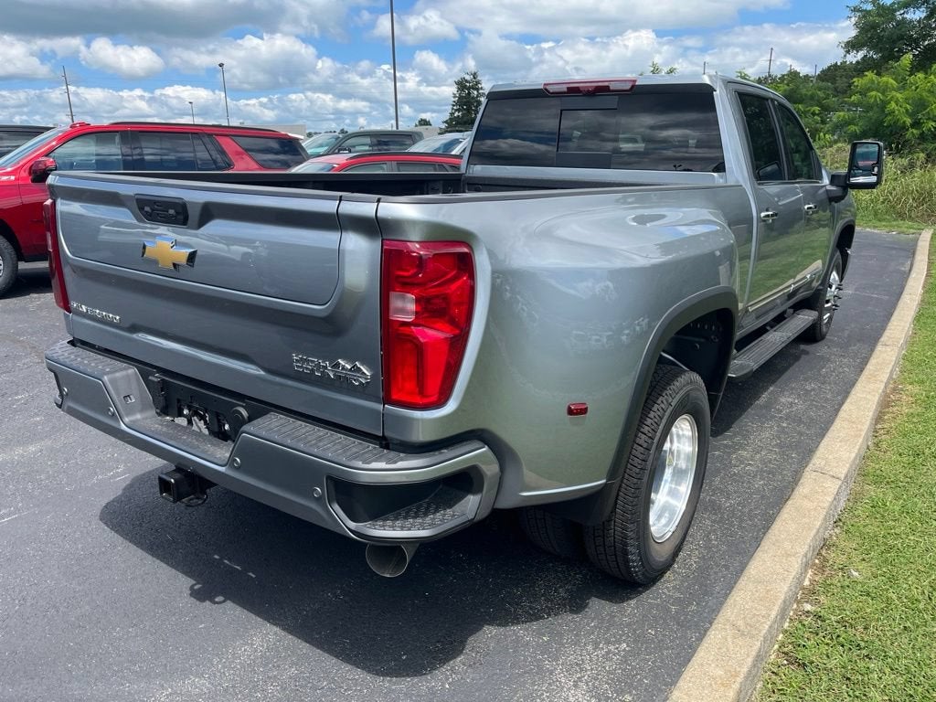 2026 Chevrolet Silverado 3500 HD High Country DRW