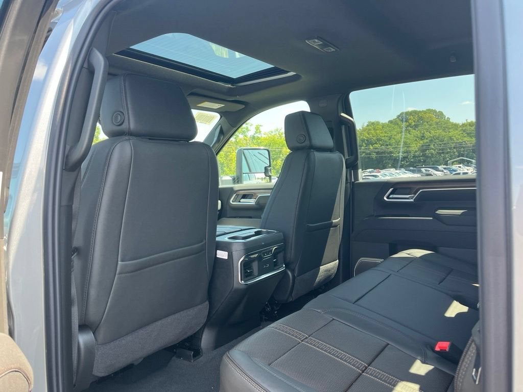 2026 Chevrolet Silverado 3500 HD High Country DRW