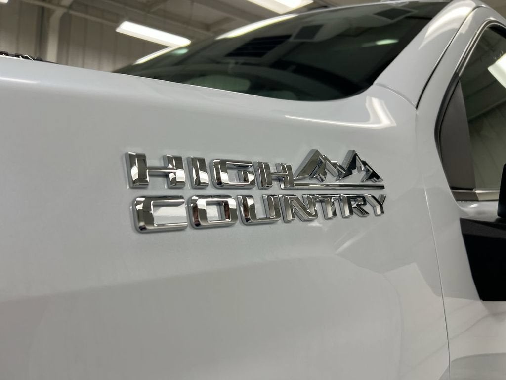 2026 Chevrolet Silverado 3500 HD High Country DRW
