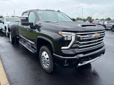 2026 Chevrolet Silverado 3500 HD High Country DRW