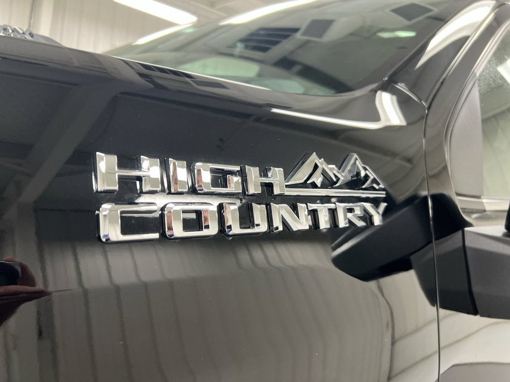 2026 Chevrolet Silverado 3500 HD High Country DRW