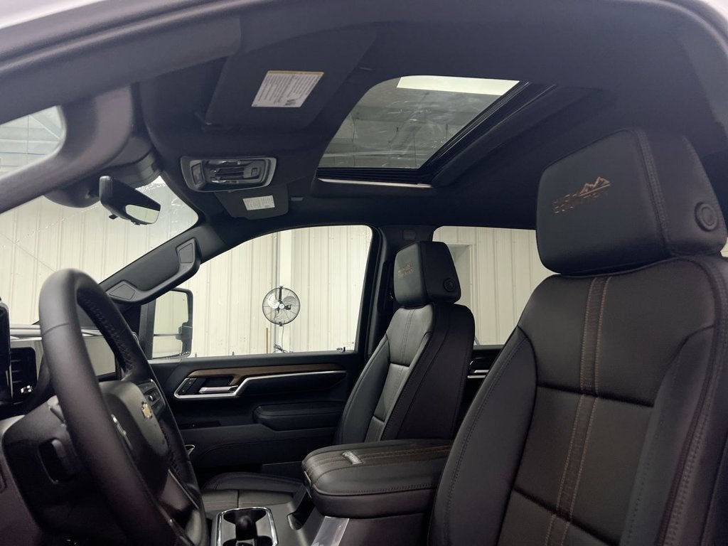 2026 Chevrolet Silverado 3500 HD High Country DRW