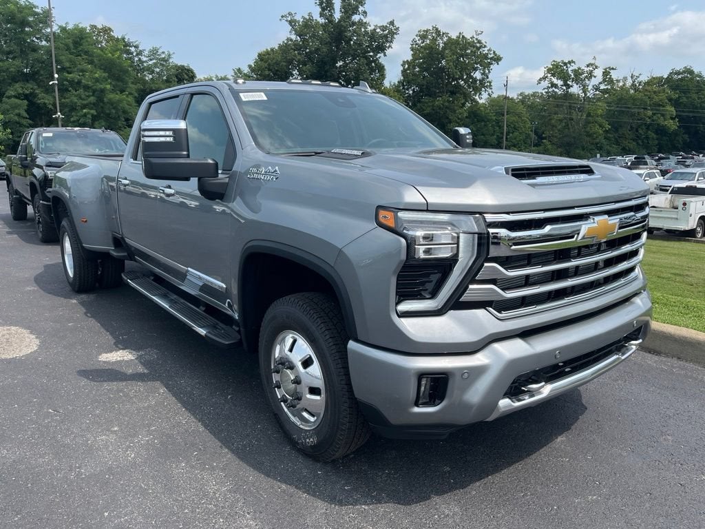 2026 Chevrolet Silverado 3500 HD High Country DRW