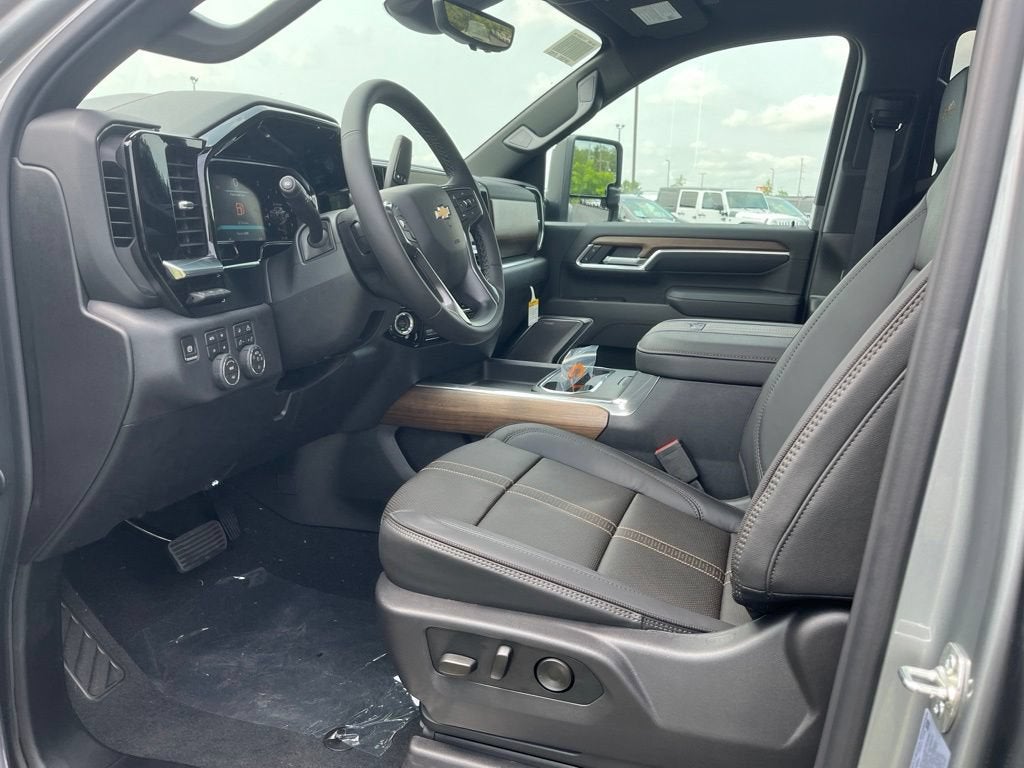 2026 Chevrolet Silverado 3500 HD High Country DRW