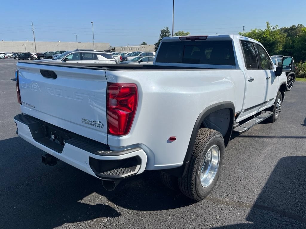 2026 Chevrolet Silverado 3500 HD High Country DRW
