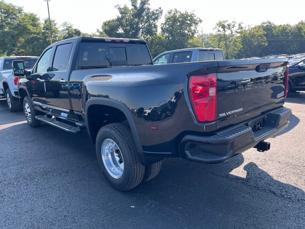 2026 Chevrolet Silverado 3500 HD High Country DRW