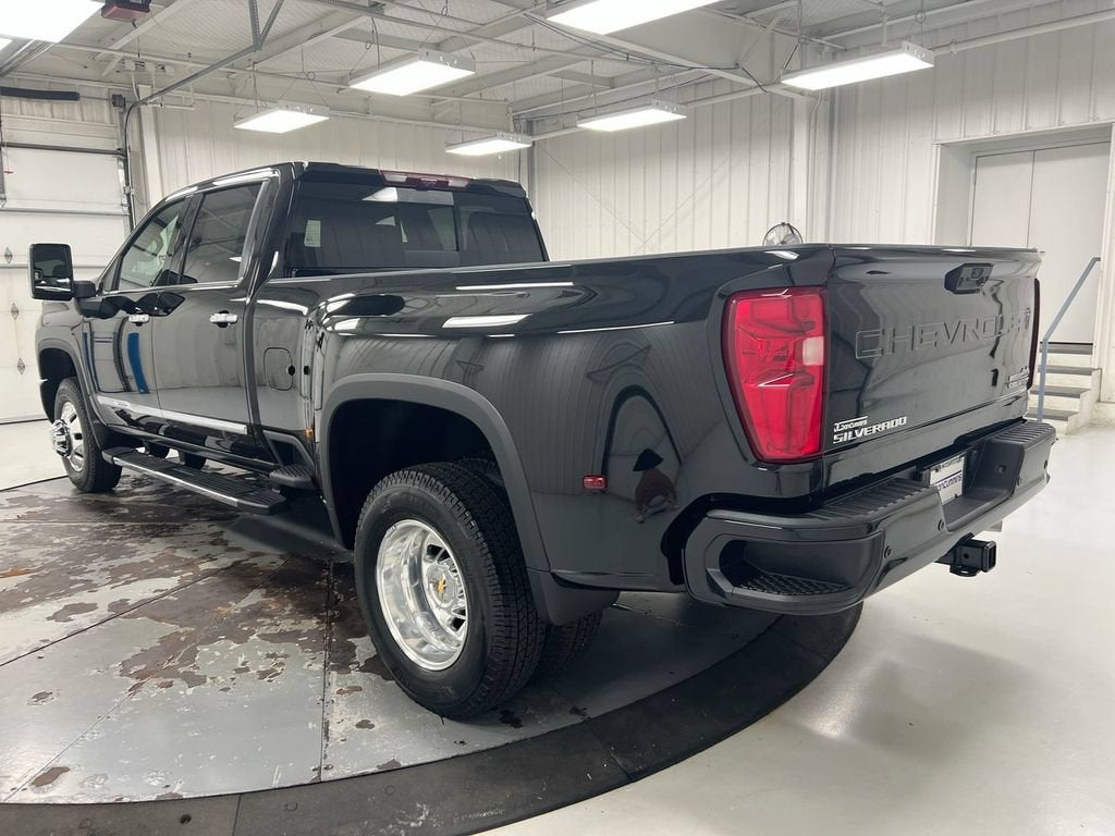2026 Chevrolet Silverado 3500 HD High Country DRW