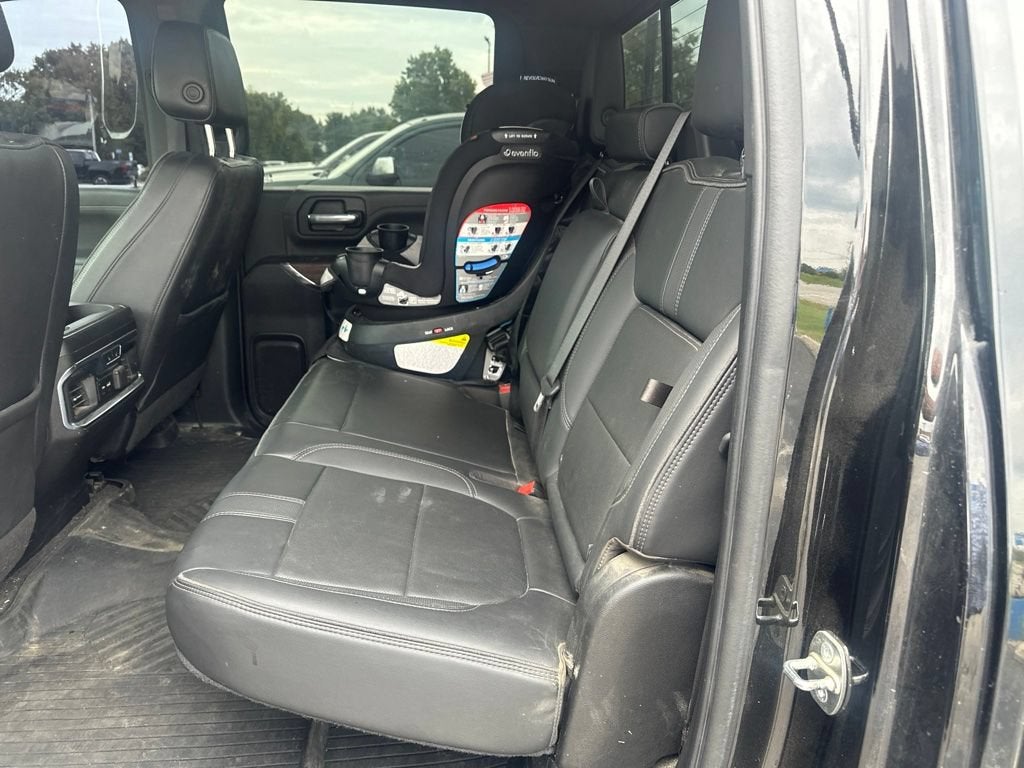 2022 Chevrolet Silverado 3500 HD High Country