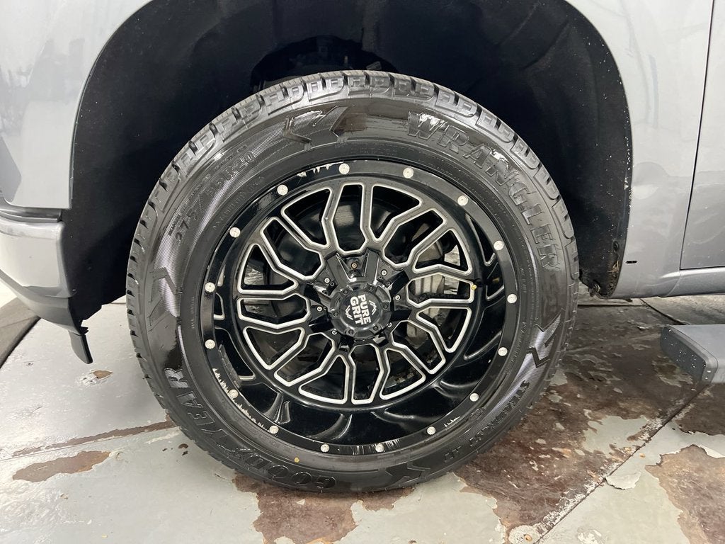 2021 Chevrolet Silverado 1500 Custom