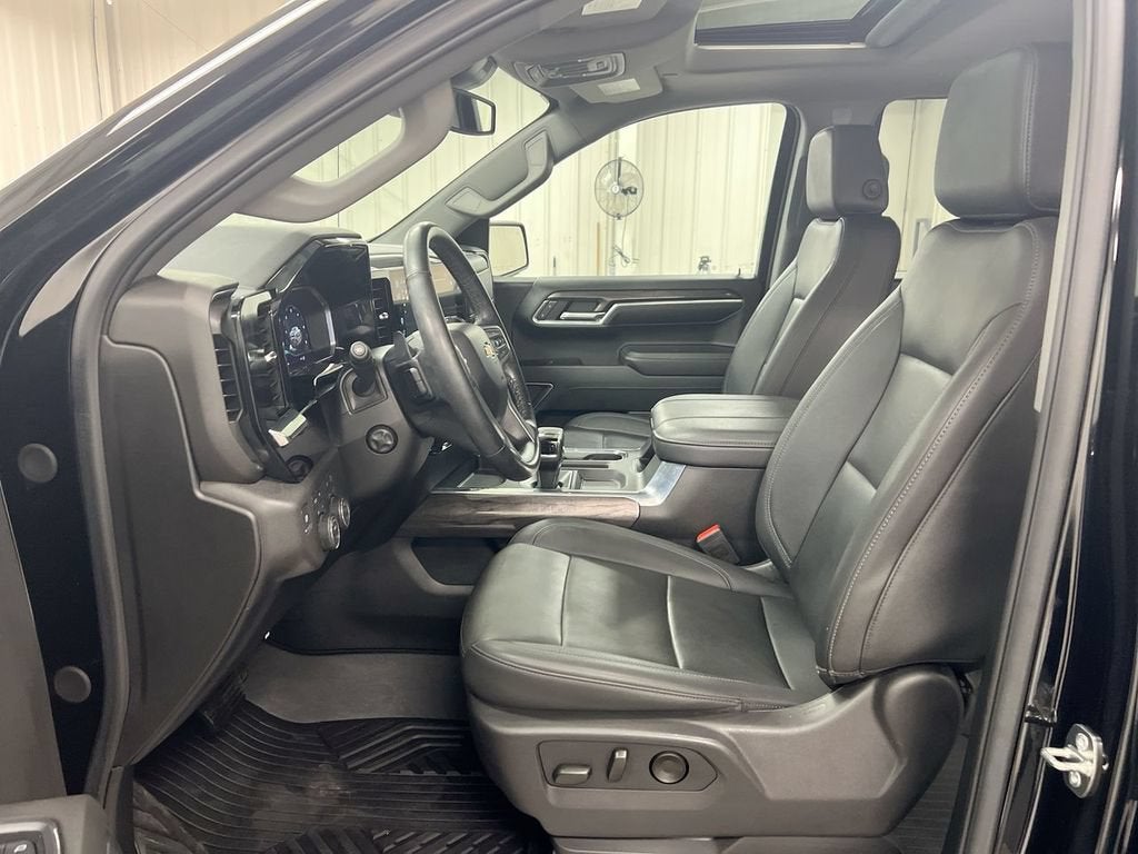2024 Chevrolet Silverado 1500 LTZ