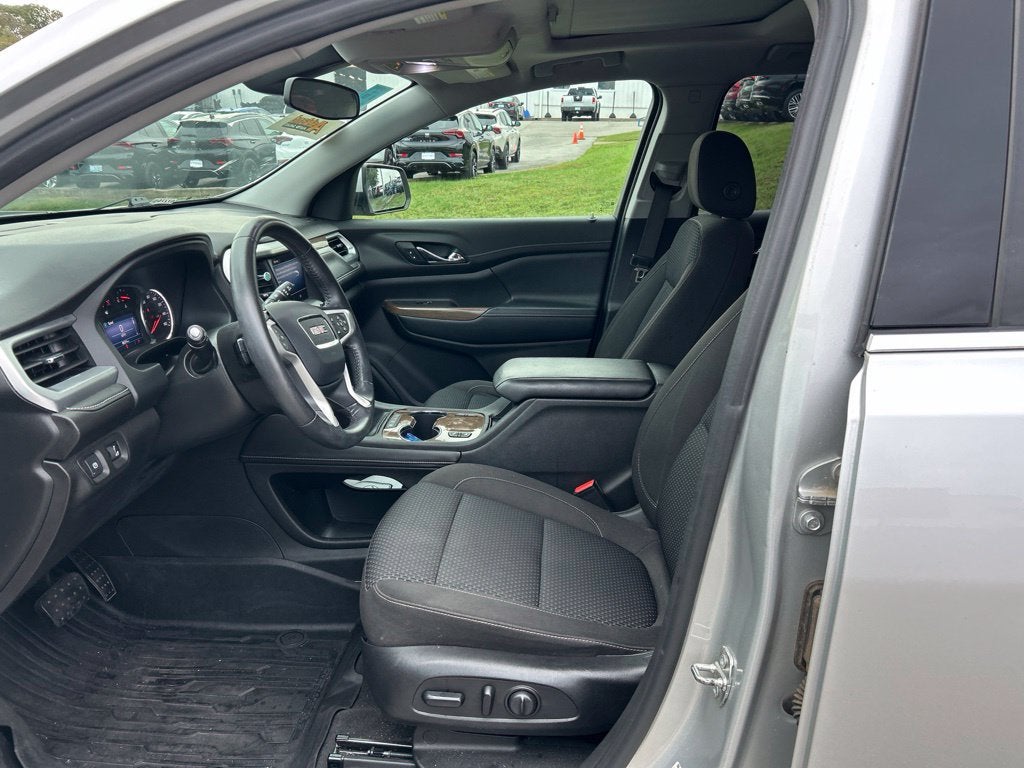 2020 GMC Acadia SLE