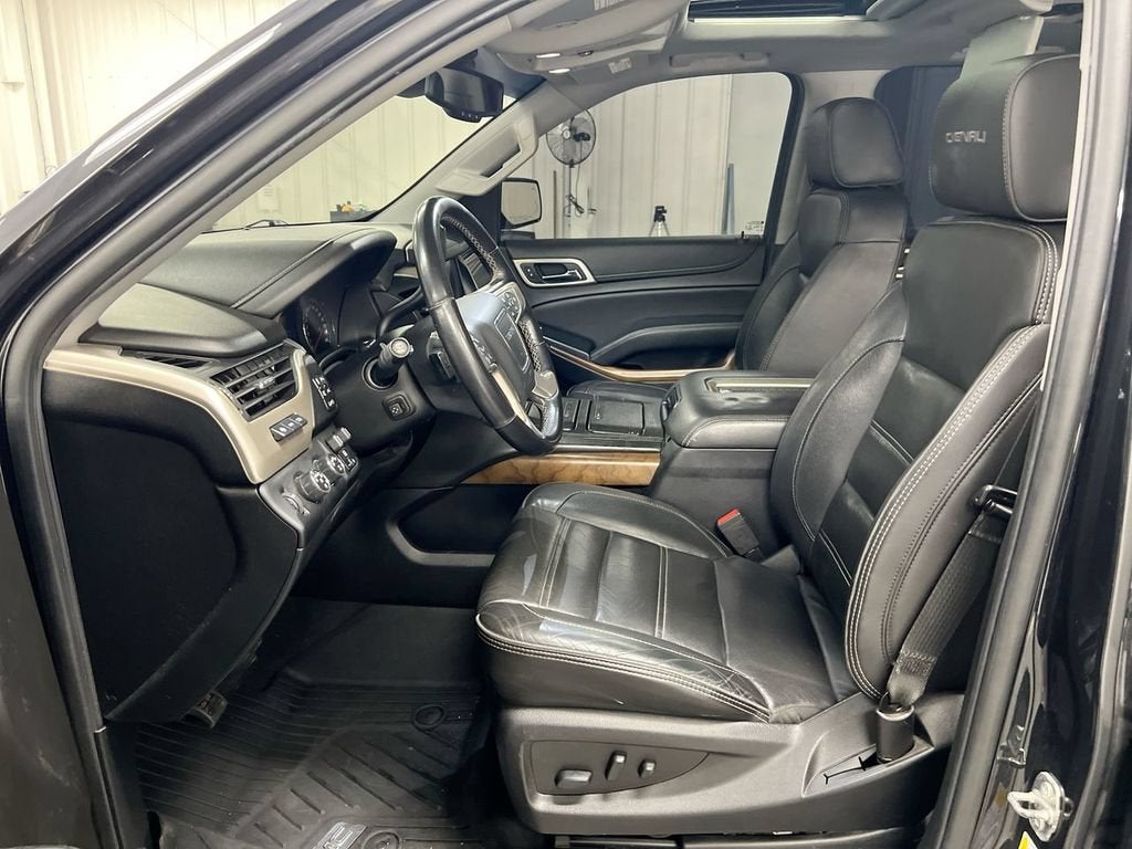 2020 GMC Yukon XL Denali