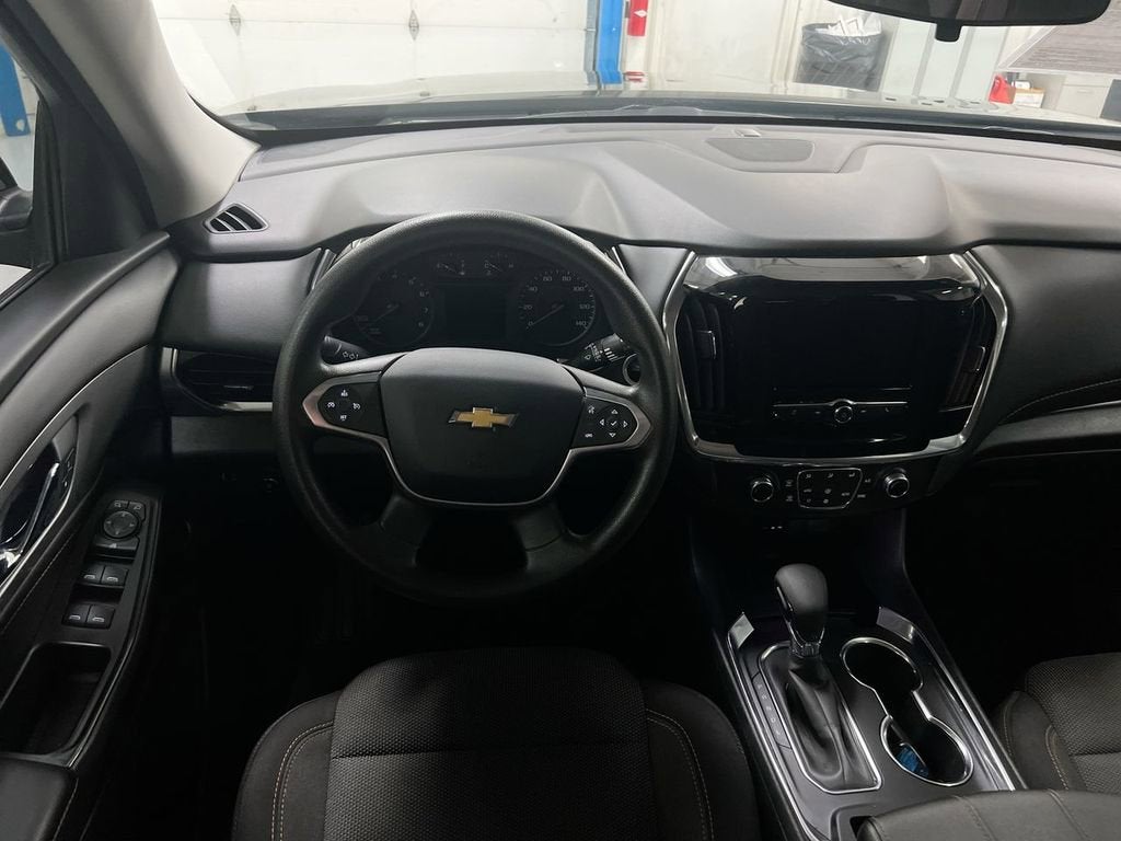 2021 Chevrolet Traverse LS