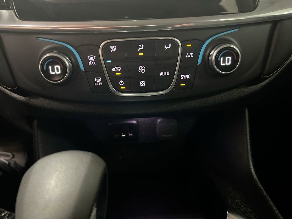 2021 Chevrolet Traverse LS
