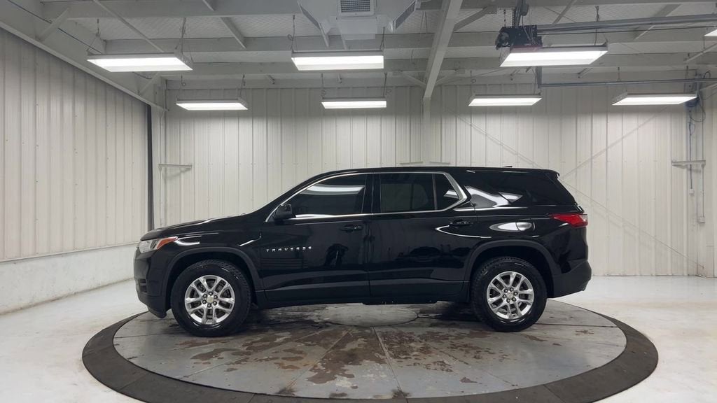 2021 Chevrolet Traverse LS