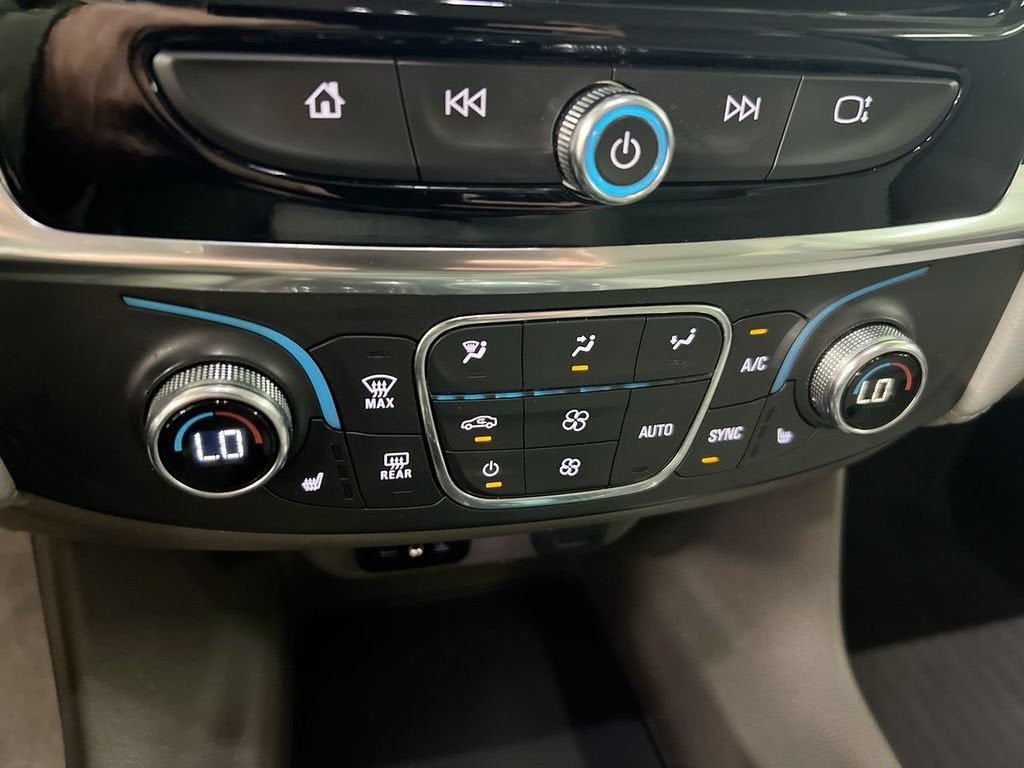 2020 Chevrolet Traverse LT Cloth
