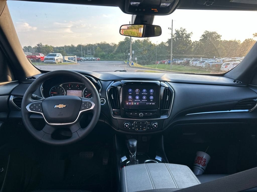 2022 Chevrolet Traverse LT Leather