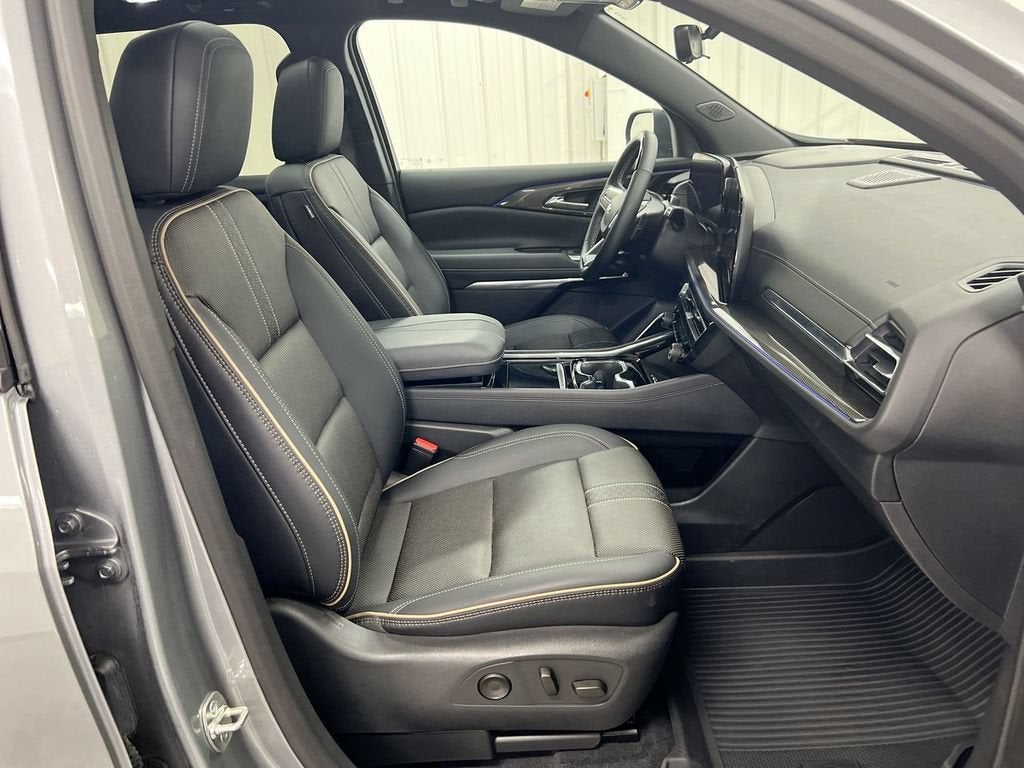 2025 Chevrolet Traverse High Country
