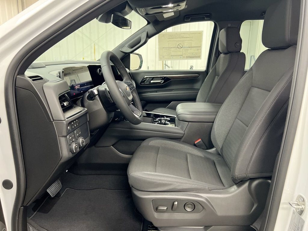 2027 Chevrolet Suburban LS