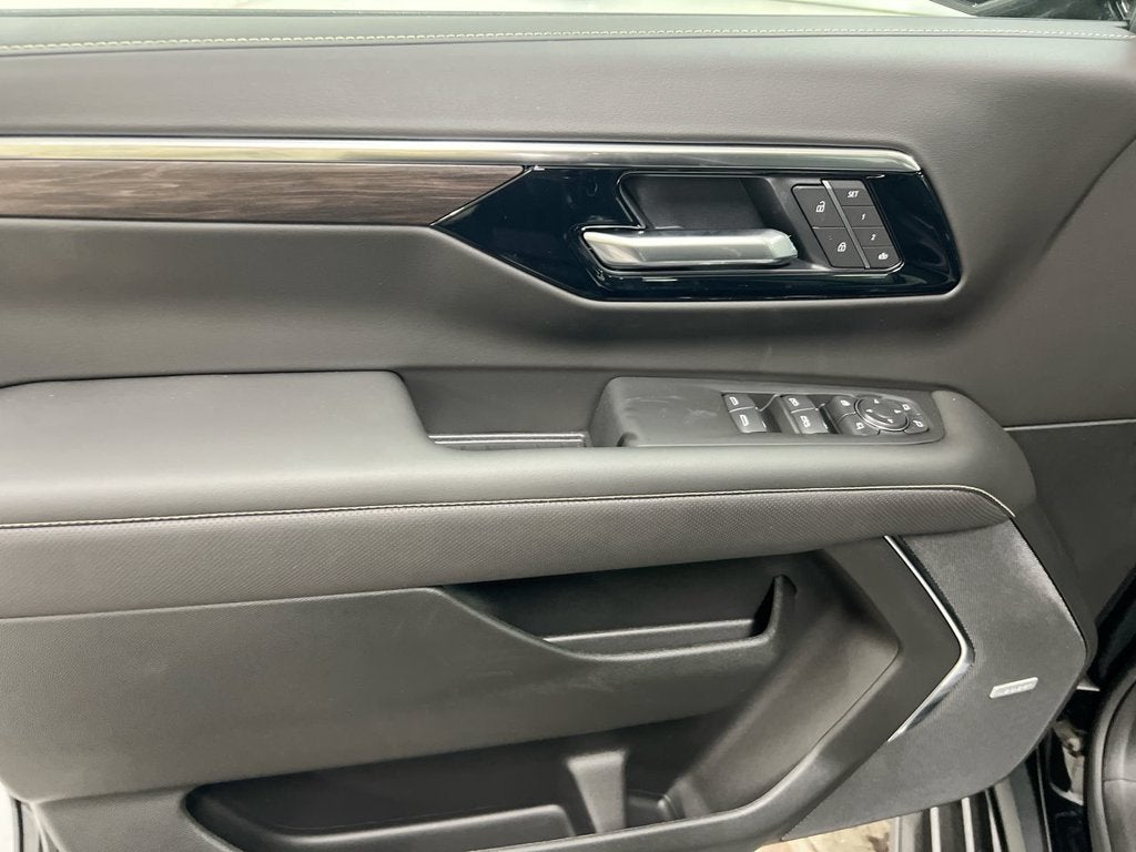 2027 Chevrolet Suburban Premier