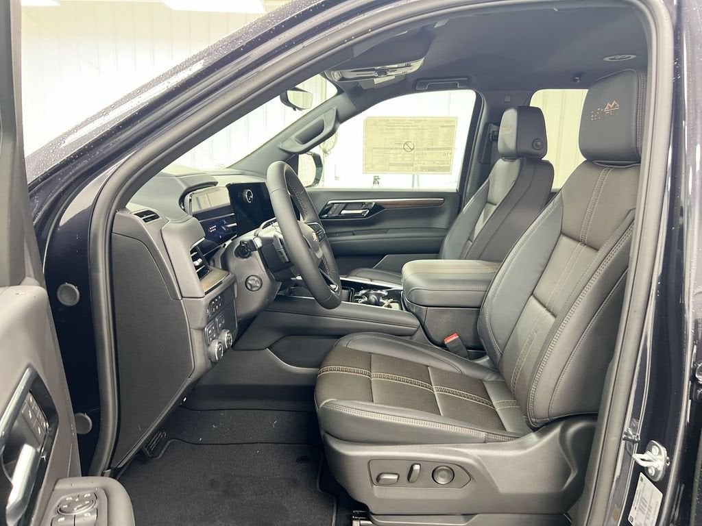 2025 Chevrolet Suburban High Country