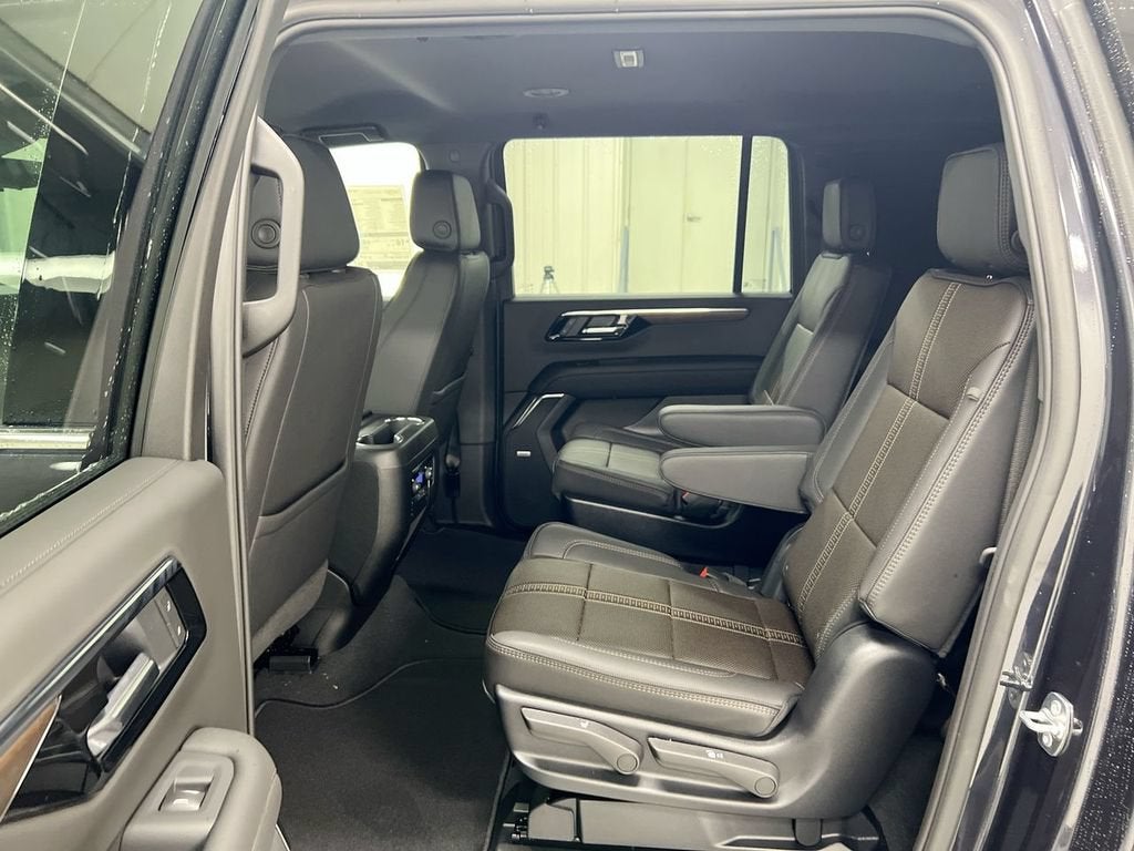 2025 Chevrolet Suburban High Country