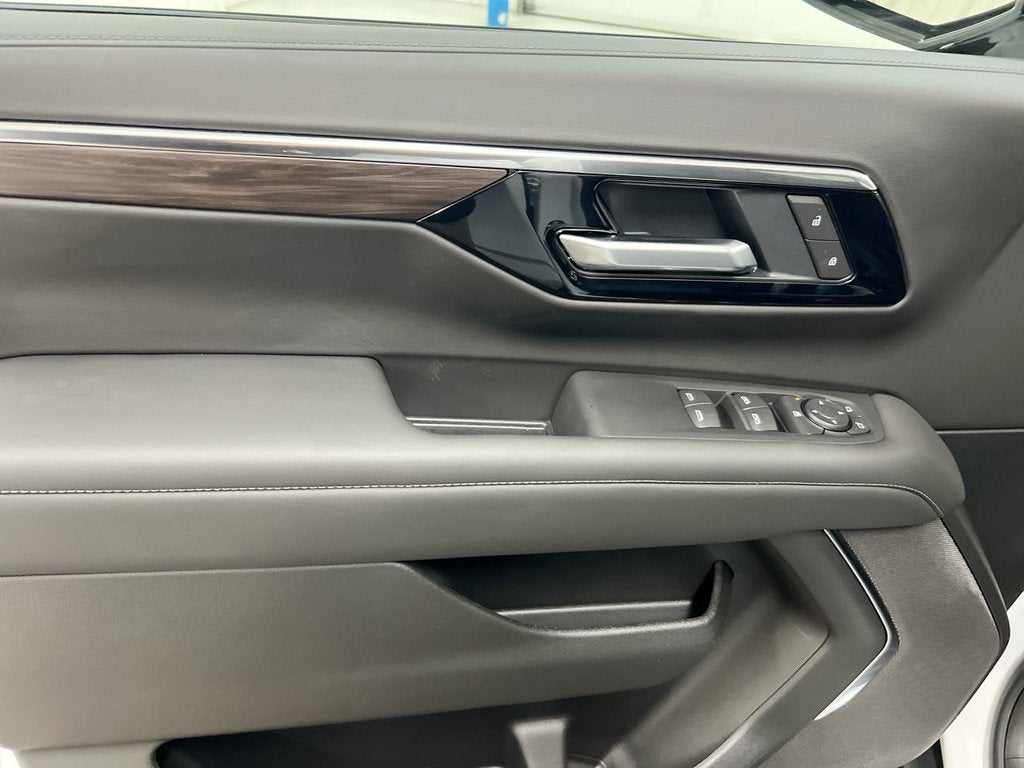 2027 Chevrolet Tahoe LS
