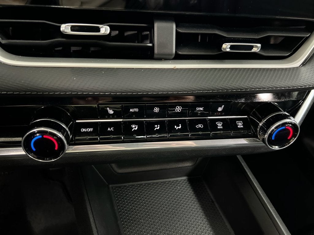 2027 Chevrolet Tahoe LT - Photo 17